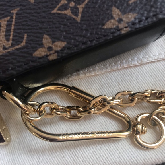 Louis Vuitton Micro Boite Chapeau - Picture 2 of 8